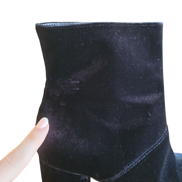 American Eagle Women's Black Velvet Fall Booties - Size 8 - Picture 12 of 14